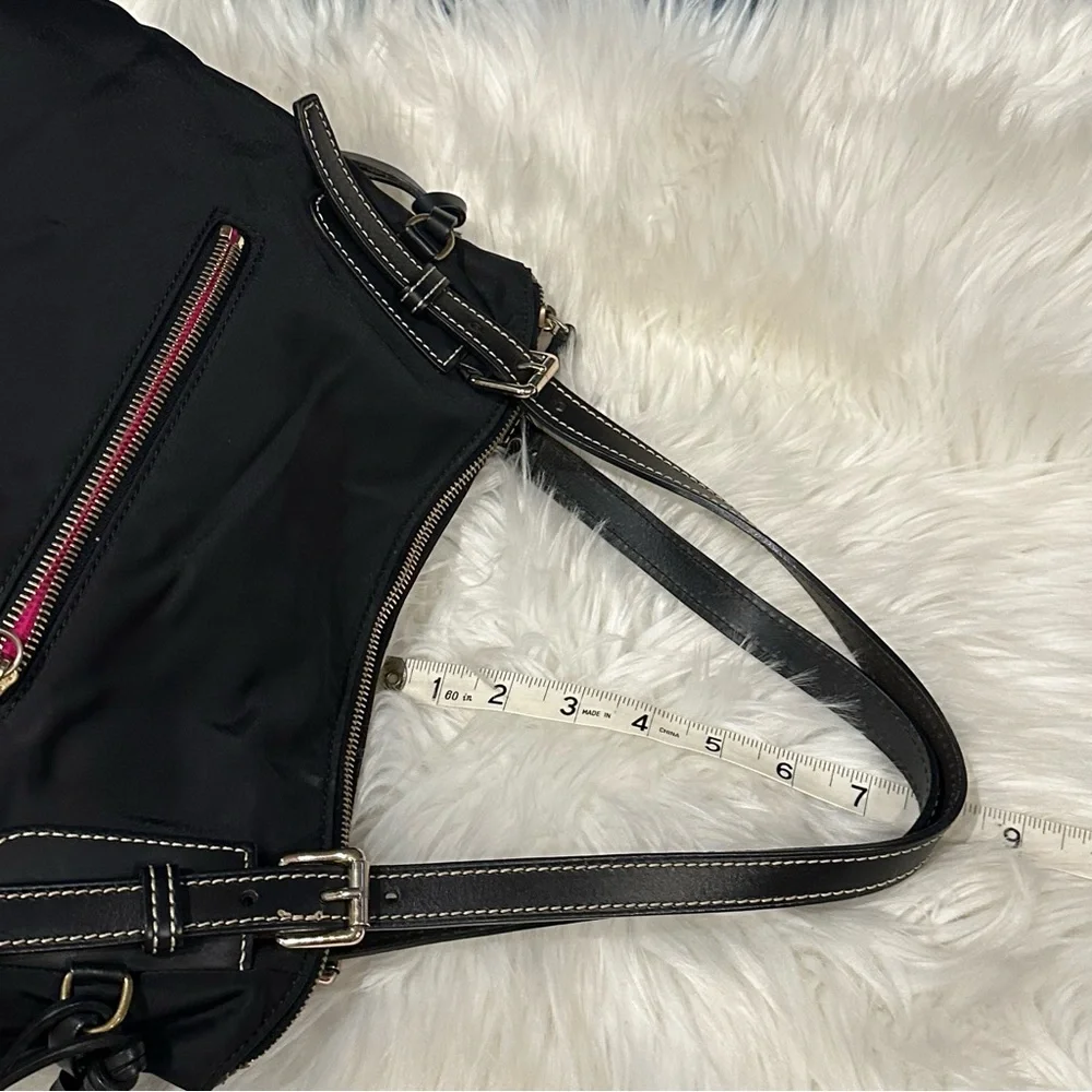 Dooney & Bourke Large Nina Shoulder Handbag Black Nylon Fuschia Lining - Picture 9 of 16